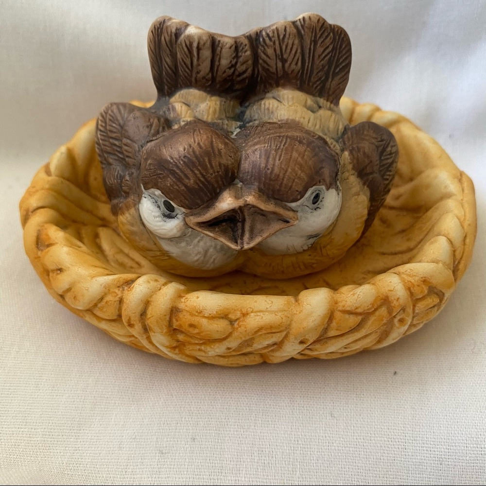 Vintage Price Products Porcelain Baby Birds In Nest Figurine